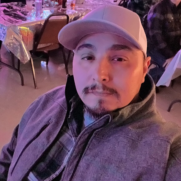 Meet your Posher, Adrien - Picture 3 of 4